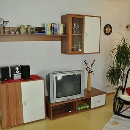 Fuer 3 Personen Ca 79 M In Dickenschied, Mittelgebirge Deutschland Hunsrueck Apartmán